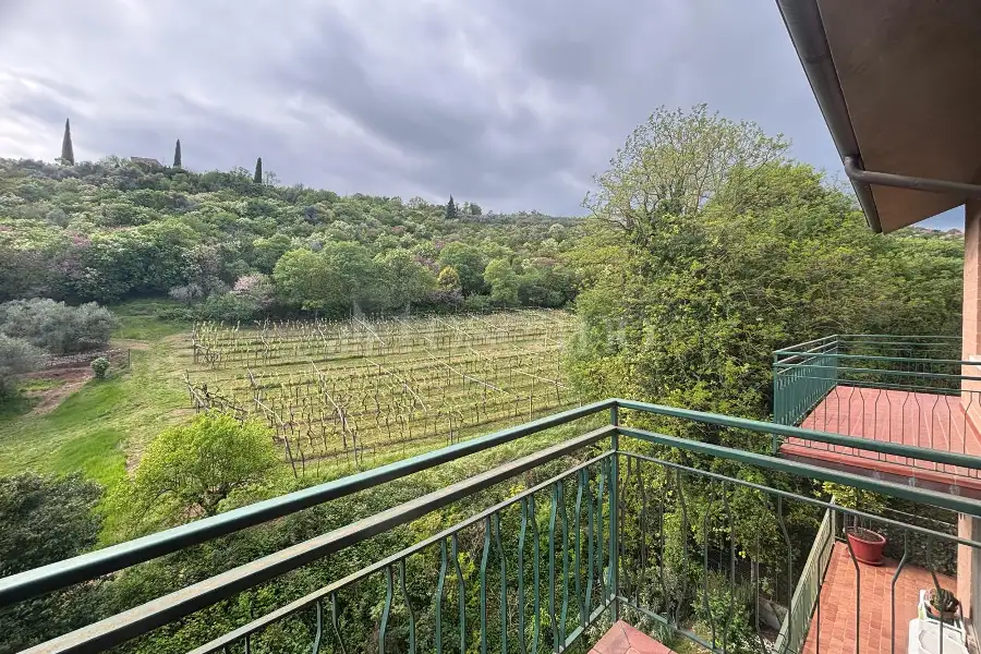 Casa in affitto di 100 mq a €1.300 (rif. 18/2026)
