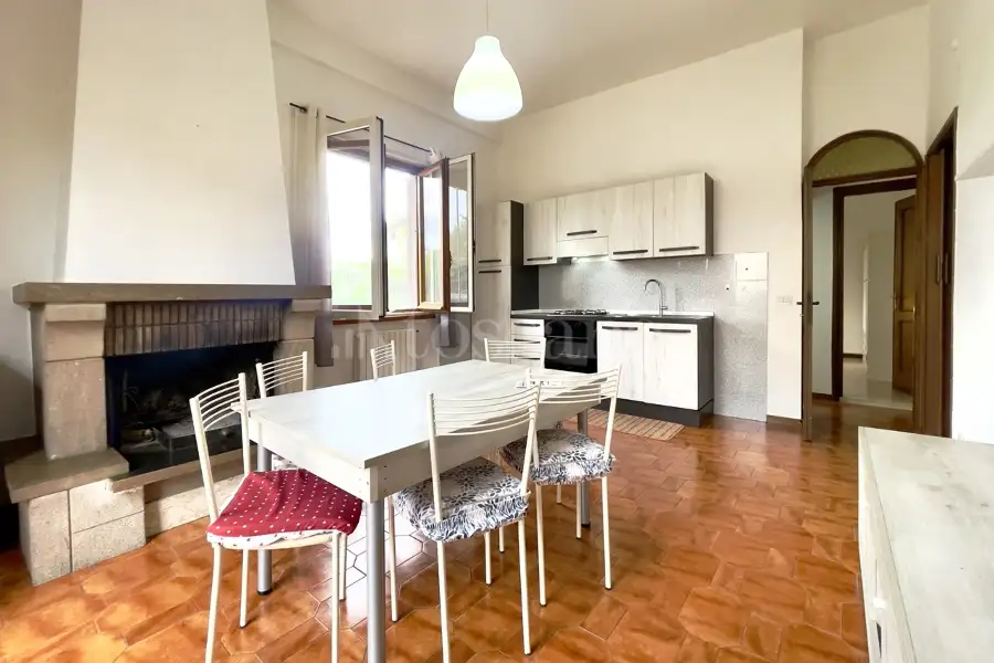 Villa Bifamiliare in vendita di 450 mq a €249.000 (rif. 23/2025)