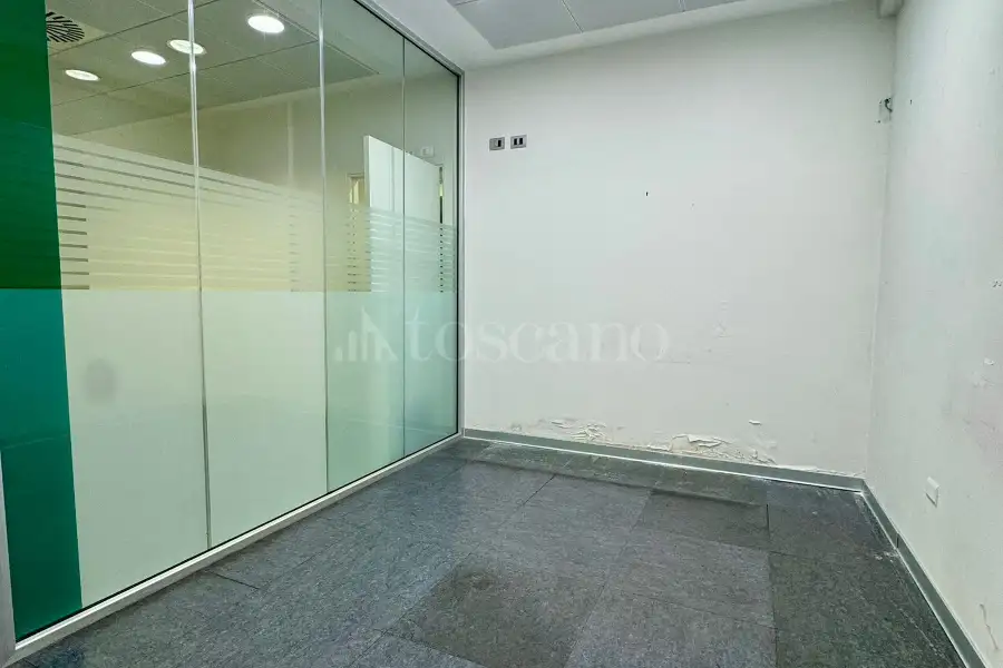 Negozio in vendita di 120 mq a €200.000 (rif. 90/2025)