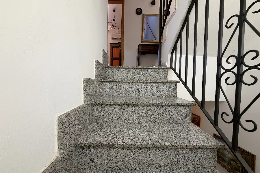 Casa Indipendente in vendita di 220 mq a €330.000 (rif. 148/2026)