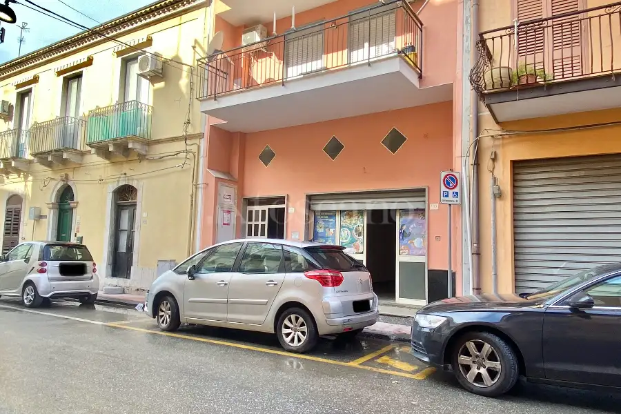 Negozio in vendita di 68 mq a €149.000 (rif. 3/2026)