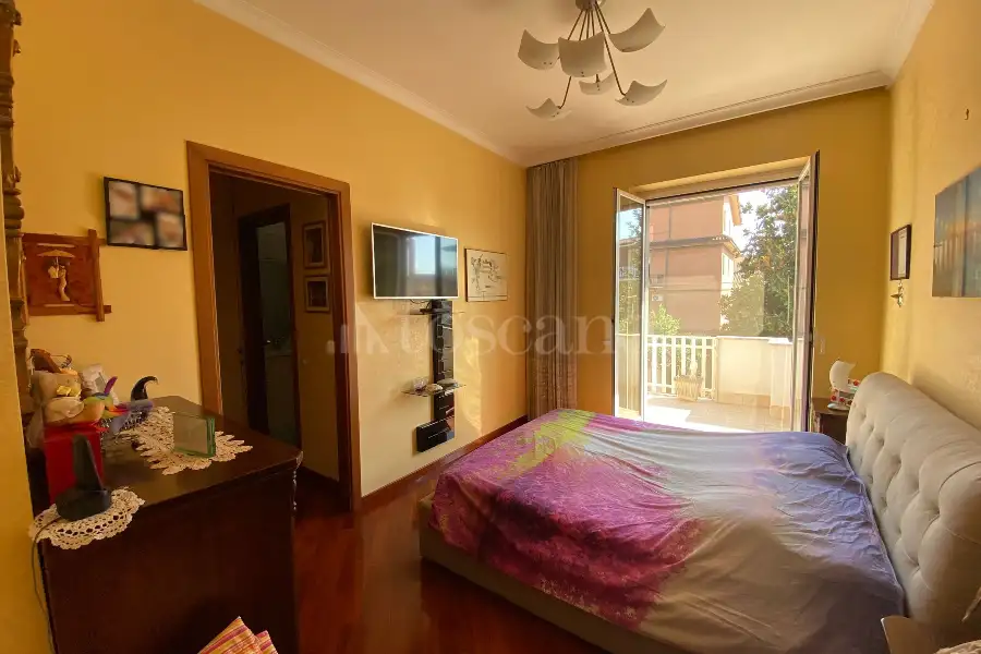 Villa Bifamiliare in vendita di 220 mq a €665.000 (rif. 44/2025)