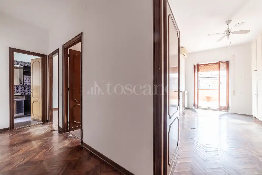 Attico in vendita di 185 mq a €479.000 (rif. 65/2026)