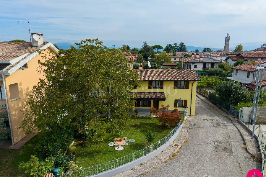 Villa in vendita di 200 mq a €315.000 (rif. 23/2026)