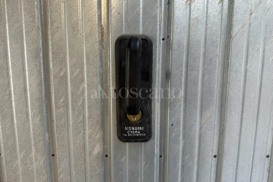 Box in vendita di 21 mq a €26.000 (rif. 2/2026)