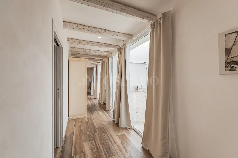 Villa in vendita di 239 mq a €795.000 (rif. 7/2025)