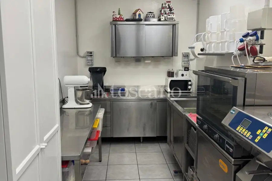 Attività Commerciale in vendita di 70 mq a €45,000 (rif. TS0075VE)