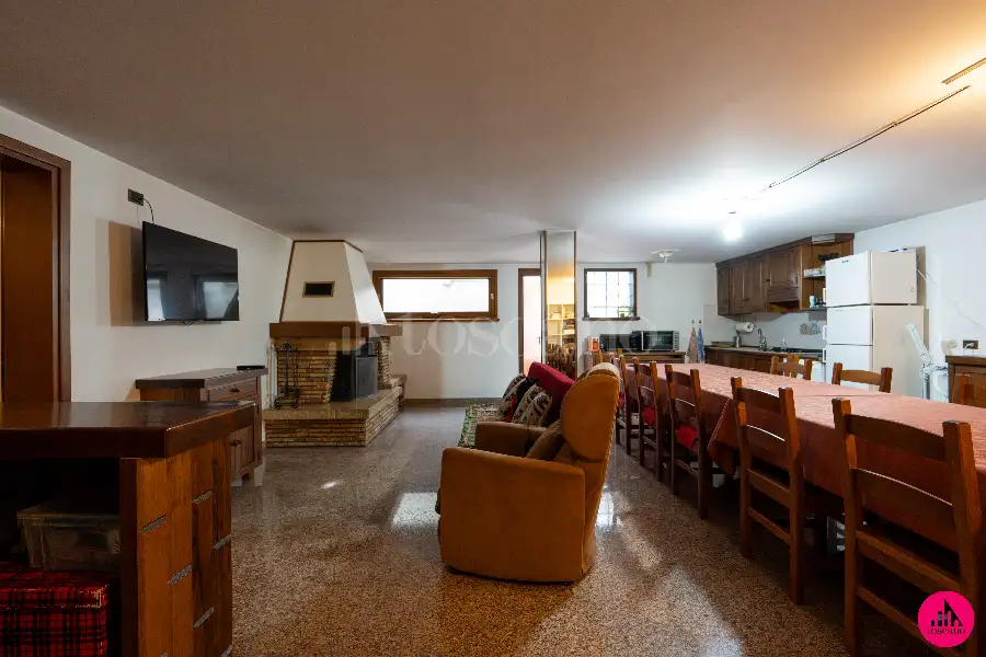 Villino a Schiera in vendita di 228 mq a €395.000 (rif. 177/2026)