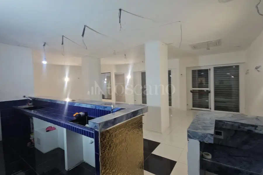 Negozio in vendita di 171 mq a €295.000 (rif. 61/2025)