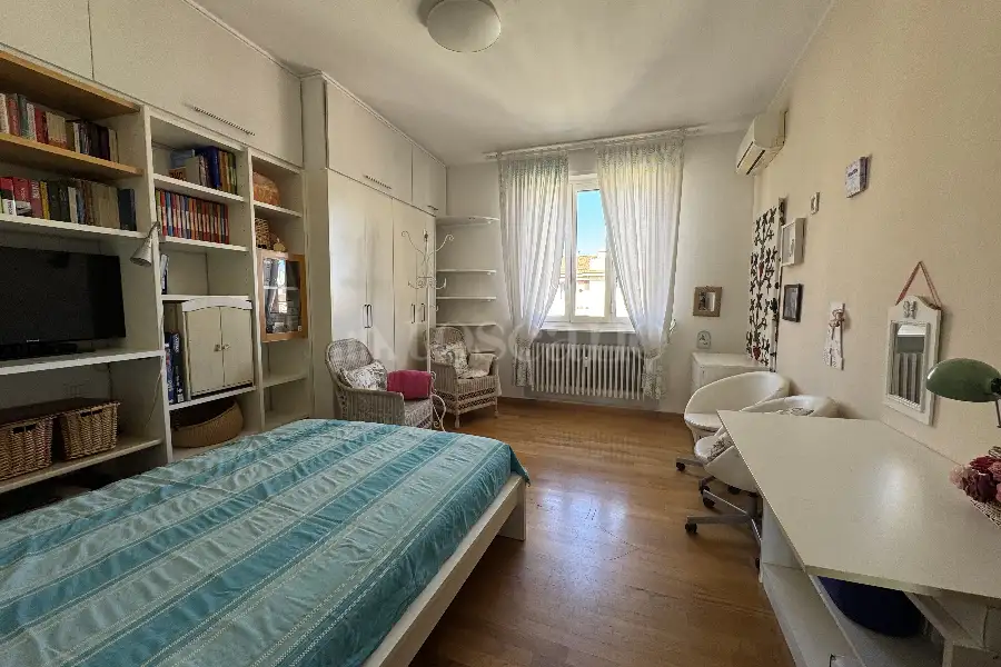 Casa in vendita di 232 mq a €1.100.000 (rif. 5/2026)