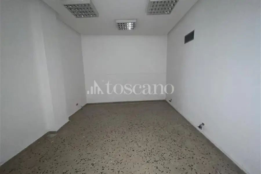 Negozio in vendita di 318 mq a €470.000 (rif. 30/2025)