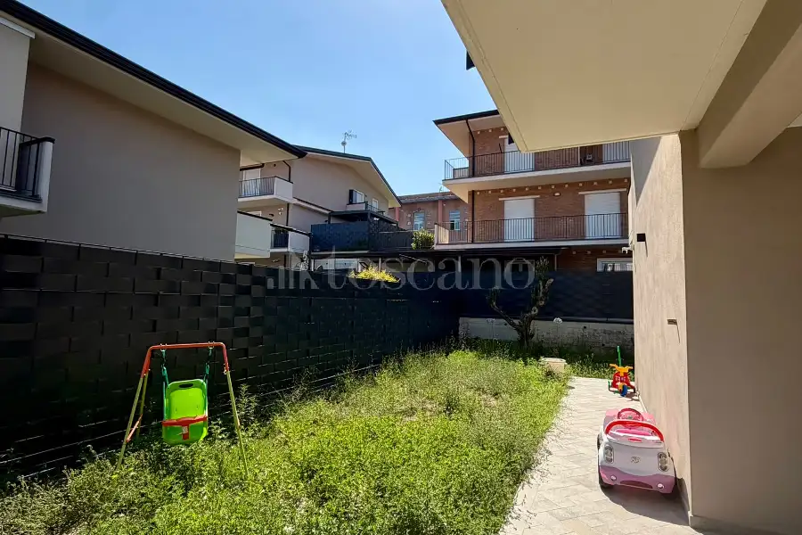 Villa Bifamiliare in vendita di 100 mq a €235.000 (rif. 156/2026)