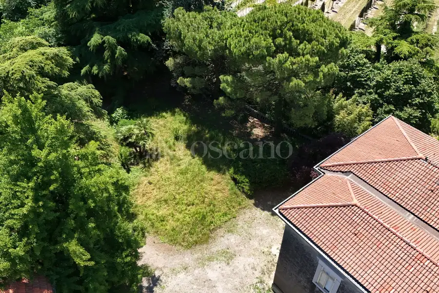 Rustico in vendita di 2.000 mq a €2.000.000 (rif. 26/2026)