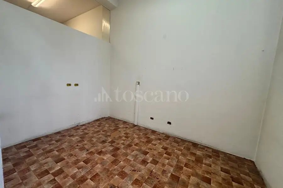 Negozio in vendita di 155 mq a €205.000 (rif. 22/2026)