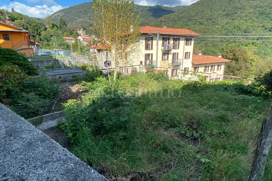 Casa Indipendente in vendita di 270 mq a €65.000 (rif. 26/2026)