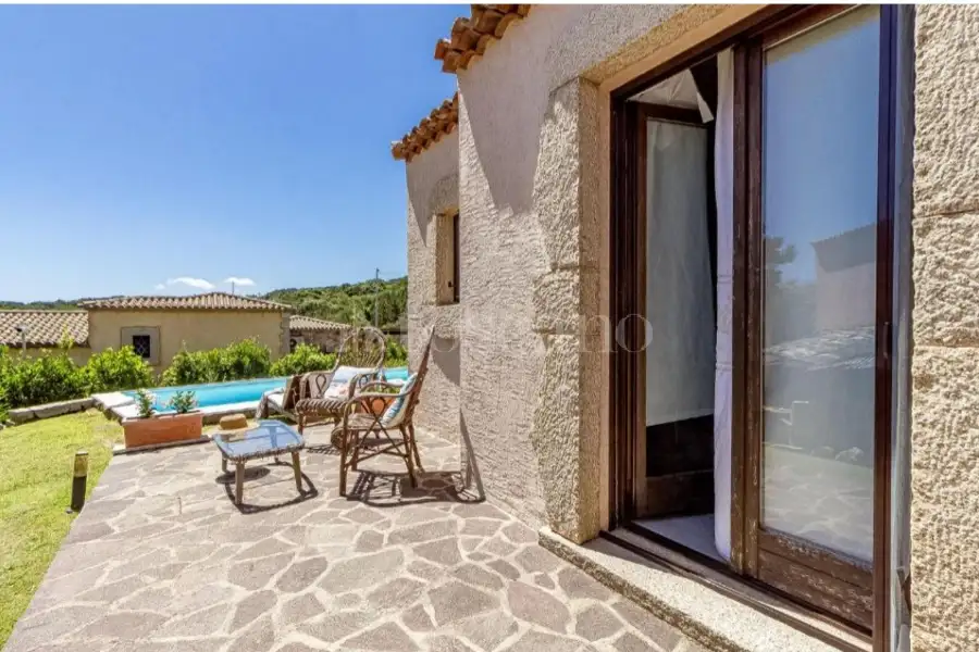 Villino a Schiera in vendita di 107 mq a €860.000 (rif. 24/2026)