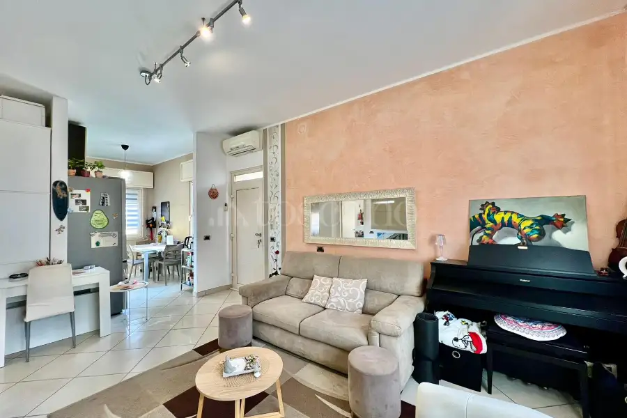 Villa Bifamiliare in vendita di 130 mq a €325.000 (rif. 13/2026)