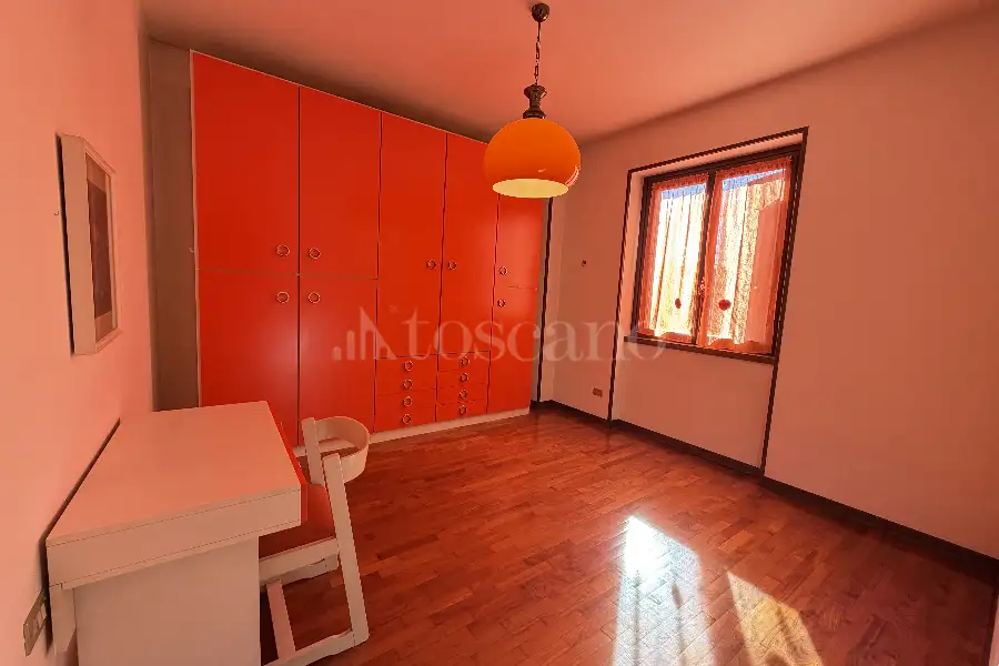 Villa in vendita di 400 mq a €870.000 (rif. 13/2026)