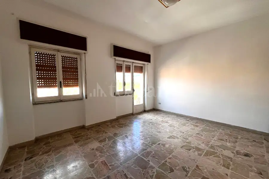 Casa in affitto di 160 mq a €500 (rif. 17/2026)