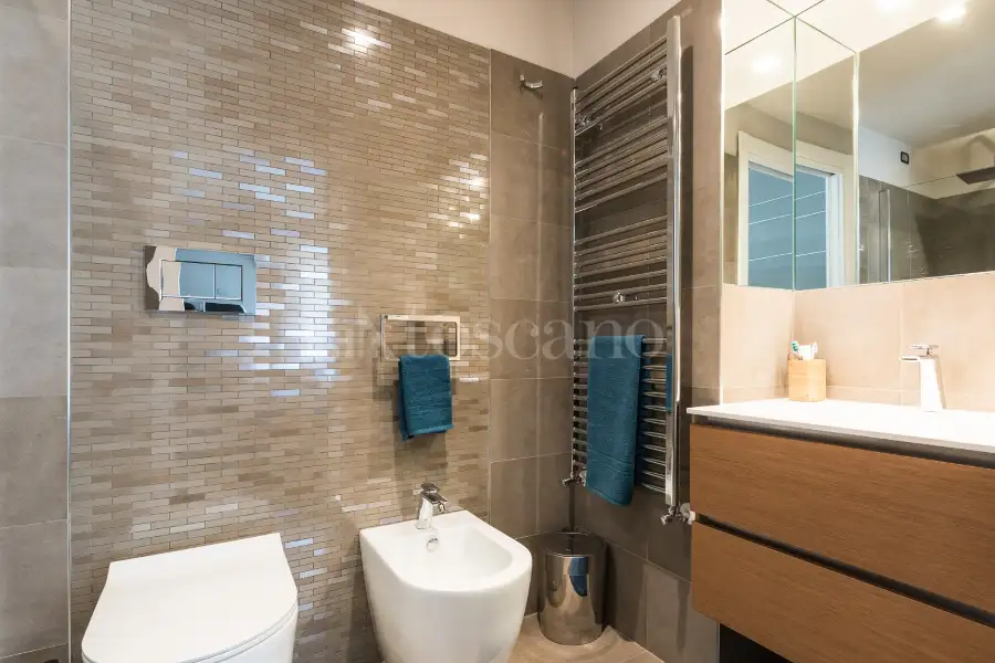 Casa in vendita di 250 mq a €899.000 (rif. 5/2026)