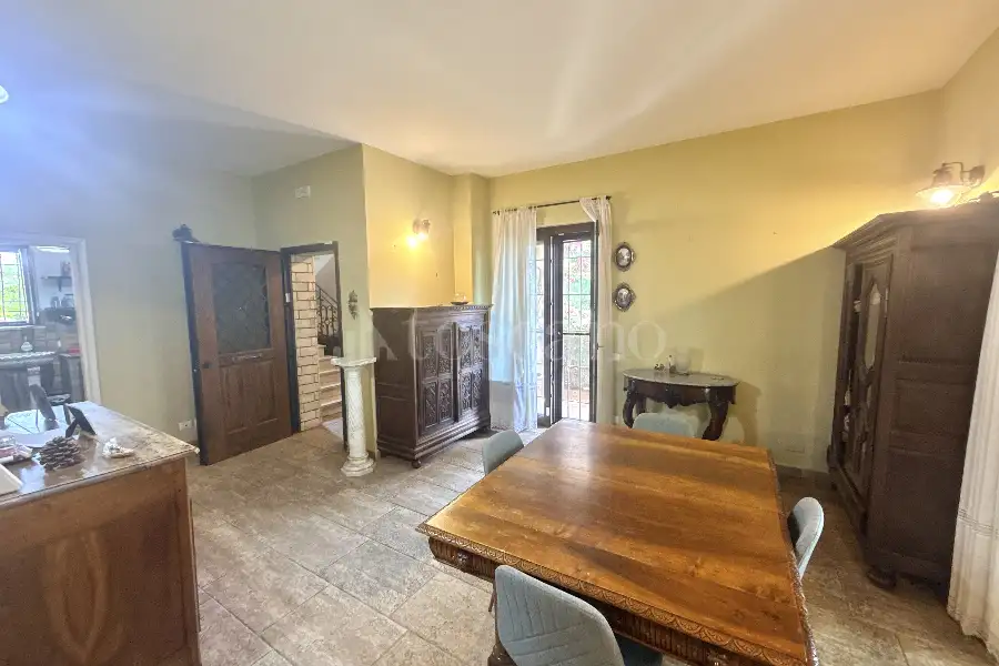 Casa Indipendente in vendita di 255 mq a €379.000 (rif. 66/2026)