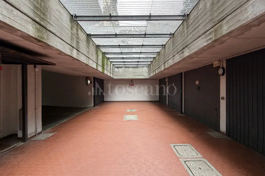Box in vendita di 16 mq a €40.000 (rif. 6/2026)