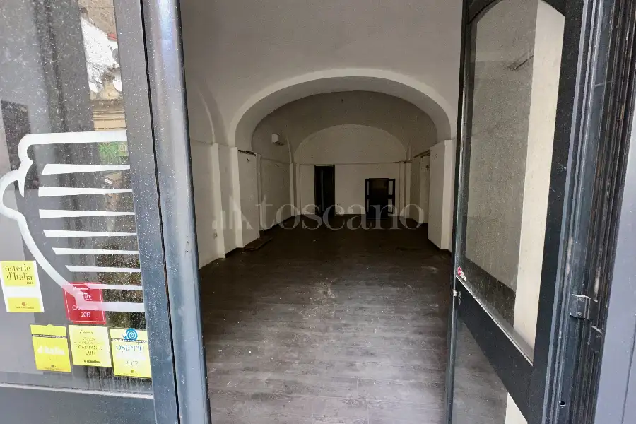 Negozio in affitto di 85 mq a €850 (rif. 19/2026)