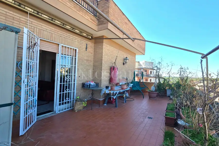 Attico in vendita di 170 mq a €489.000 (rif. 48/2024)