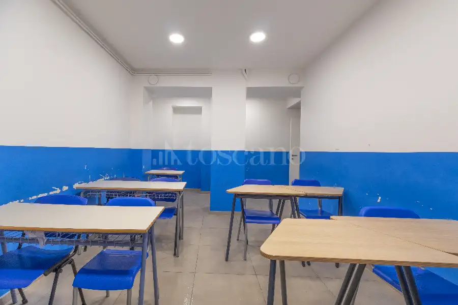 Ufficio in vendita di 340 mq a €1.150.000 (rif. 40/2026)