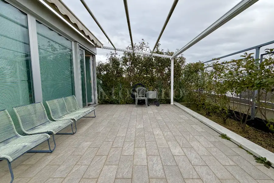 Attico in vendita di 160 mq a €289.000 (rif. 2/2026)