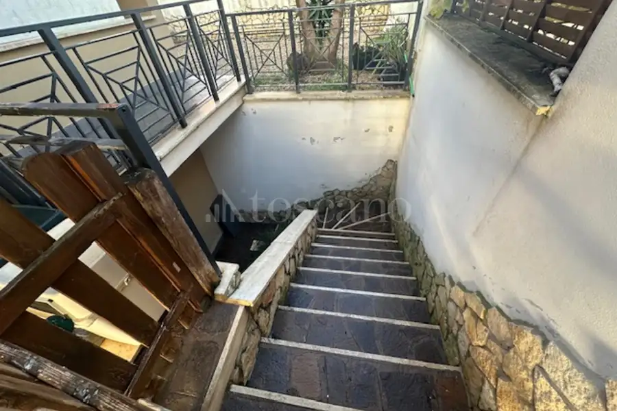 Villa Bifamiliare in vendita di 120 mq a €200.000 (rif. 105/2023)