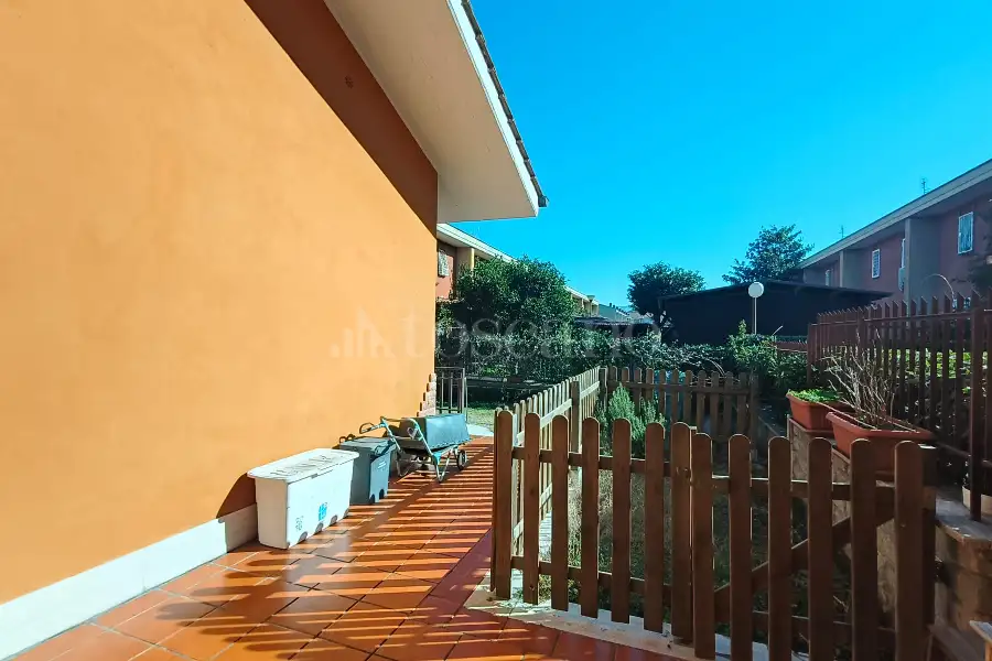 Villa Bifamiliare in vendita di 280 mq a €899.000 (rif. 72/2025)