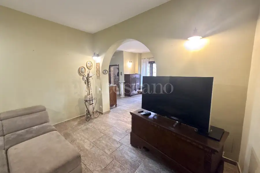 Casa Indipendente in vendita di 255 mq a €379.000 (rif. 66/2026)