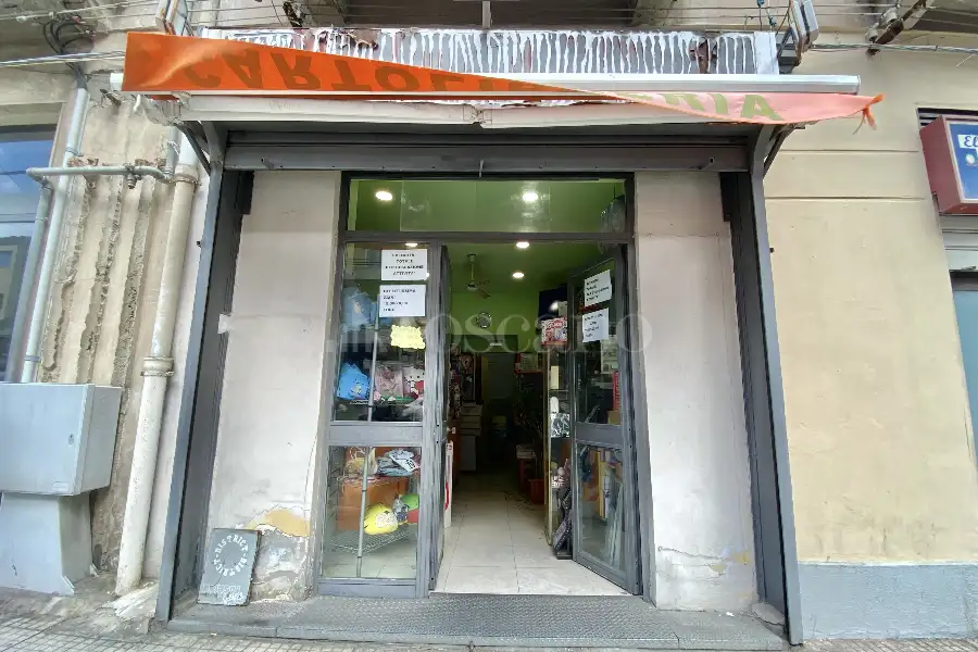Negozio in vendita di 35 mq a €53.000 (rif. 11/2026)