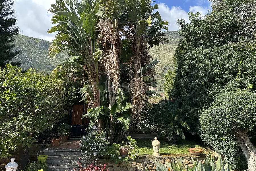 Villa in vendita di 212 mq a €429.000 (rif. 14/2026)