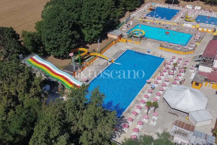 Attività Commerciale in vendita di 20000 mq a €1,620,000 (rif. TS0063VE.A)