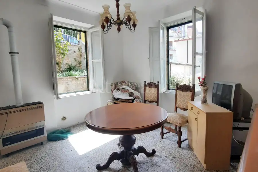 Casa Indipendente in vendita di 183 mq a €97.000 (rif. 13/2025)
