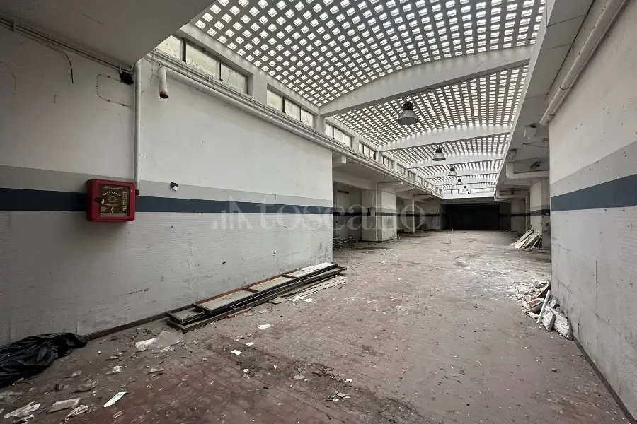 Magazzino in affitto di 530 mq a €2.000 (rif. 3/2026)