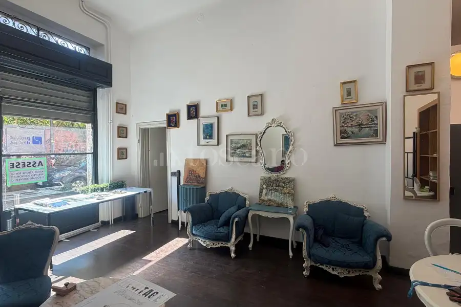 Negozio in affitto di 85 mq a €3.000 (rif. 11/2026)