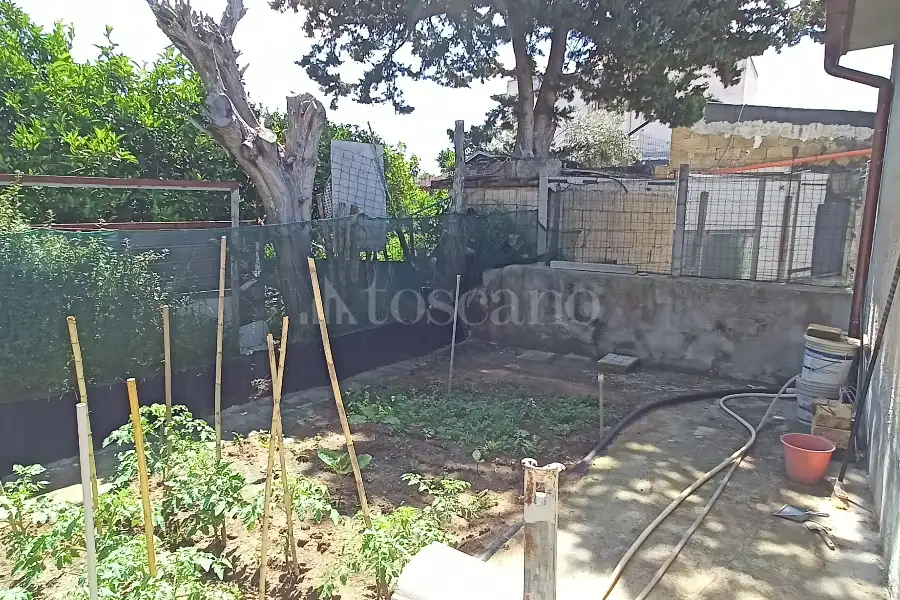 Casa Indipendente in vendita di 100 mq a €70.000 (rif. 37/2025)