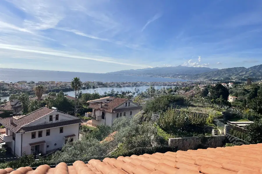 Villa in vendita di 500 mq a €1.500.000 (rif. 45/2025)
