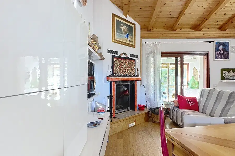 Casa Indipendente in vendita di 205 mq a €320.000 (rif. 34/2026)
