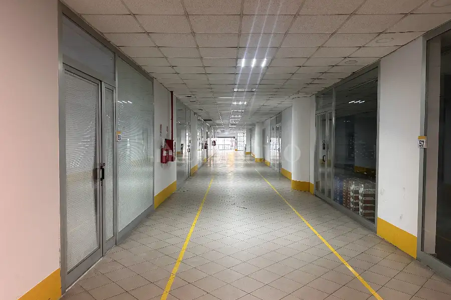 Negozio in vendita di 176 mq a €79.000 (rif. 31/2025)
