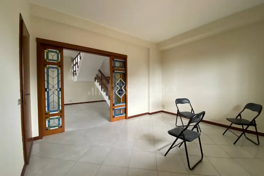 Casa in affitto di 142 mq a €950 (rif. 50/2026)