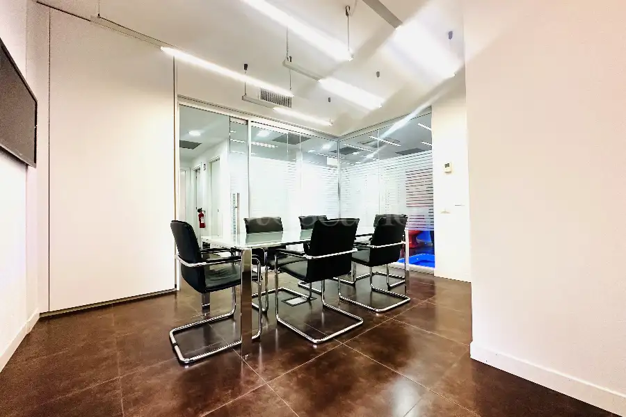 Ufficio in affitto di 180 mq a €4.000 (rif. 57/2025)