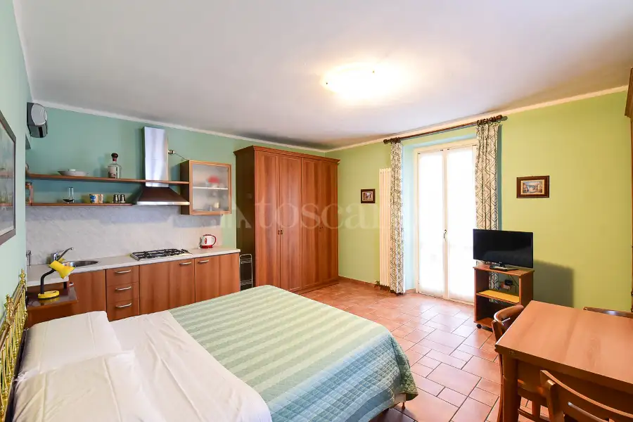 Palazzo in vendita di 300 mq a €355.000 (rif. 31/2024)