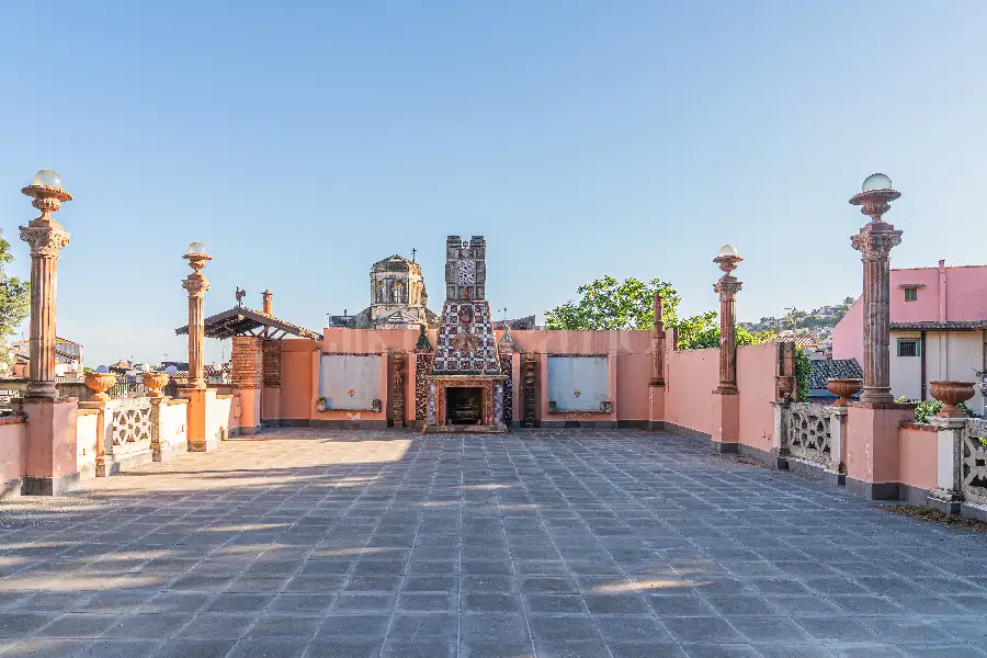 Villa in vendita di 1.200 mq a €4.250.000 (rif. 61/2026)