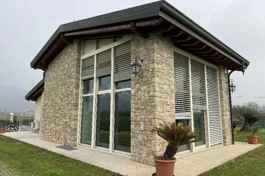 Villa in vendita di 230 mq a €1.100.000 (rif. 17/2026)