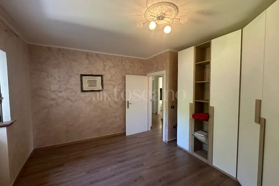Villa Bifamiliare in vendita di 250 mq a €169.000 (rif. 13/2026)
