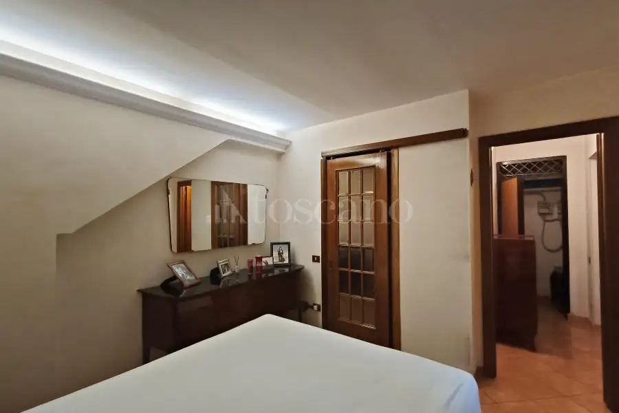 Villa Plurifamiliare in vendita di 210 mq a €585.000 (rif. 56/2026)